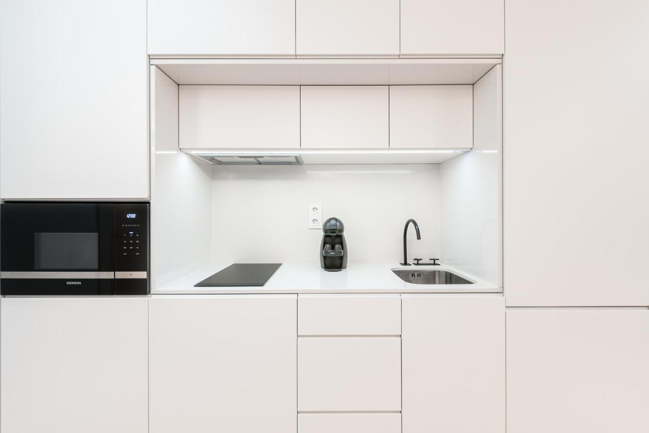 Door 65 - Historical Center Apartments 포르투 외부 사진
