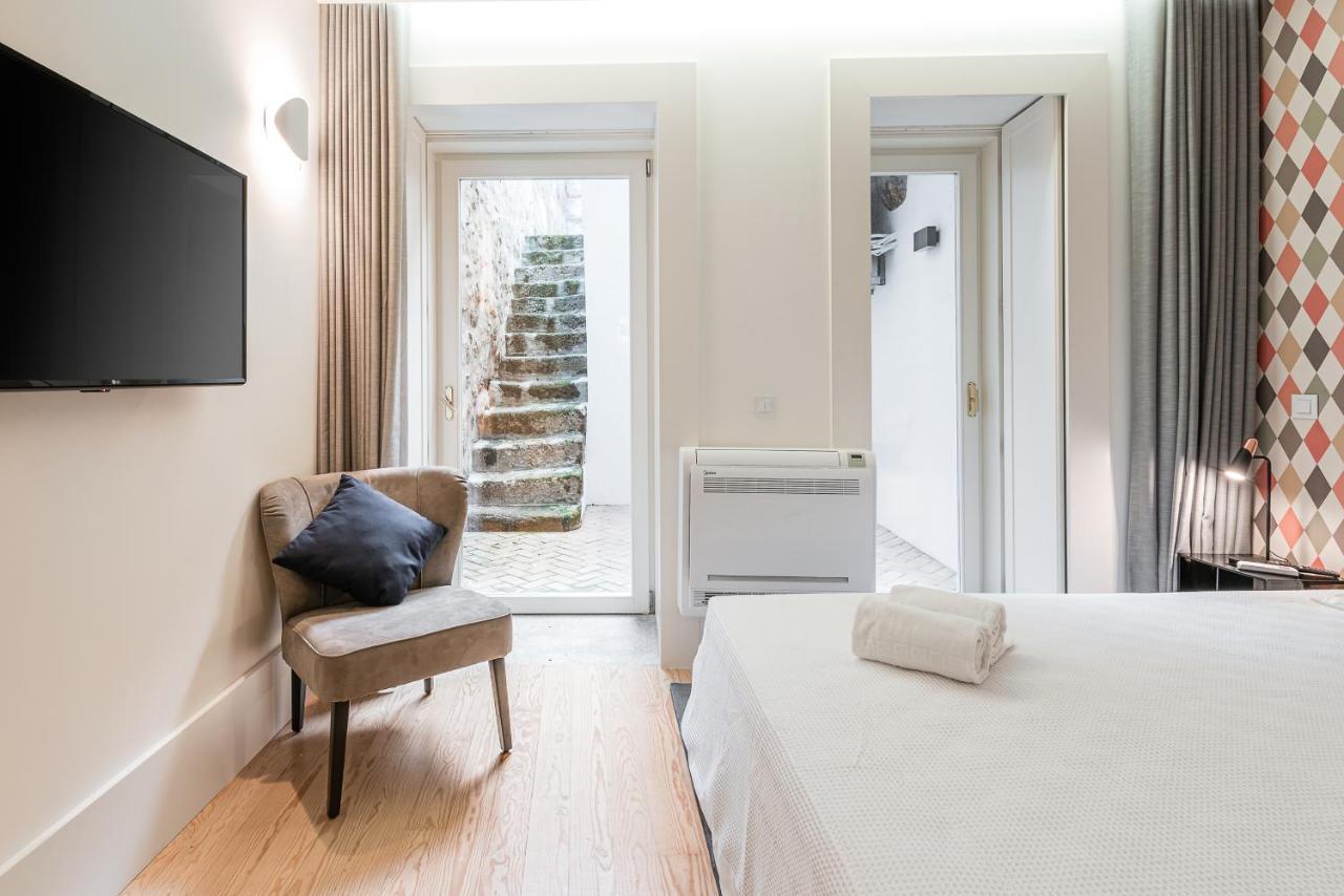 Door 65 - Historical Center Apartments 포르투 외부 사진